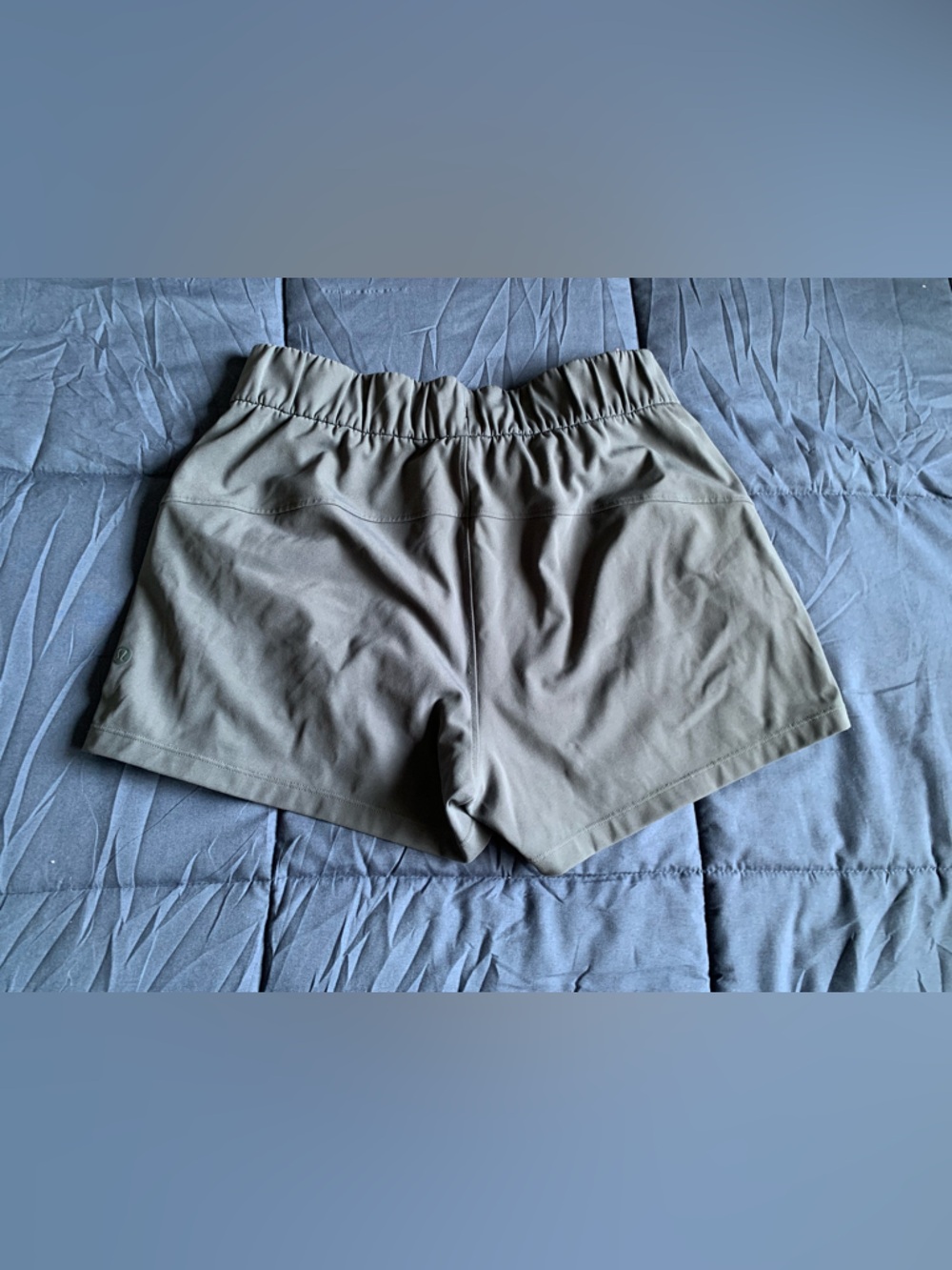 lululemon athletica On The Fly Shorts Size 6 - Picture 5 of 9